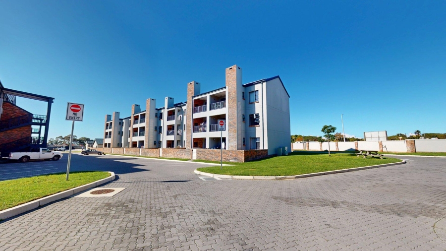 2 Bedroom Property for Sale in Pinelands Eastern Cape